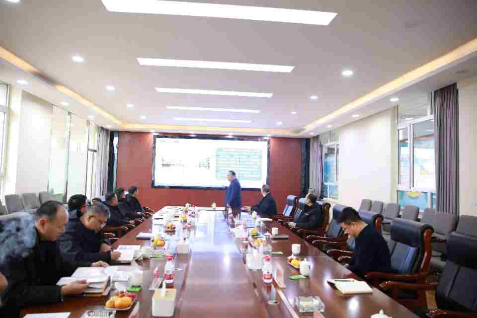 平煤集團領導到鑫豐集團考察調研